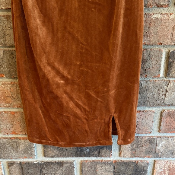 Almost Famous Rust Mini Dress - Picture 4 of 5
